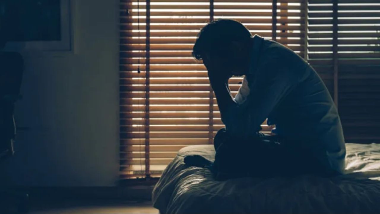 জোরপূর্বক শারীরিক সম্পর্ক করতে চাওয়ায় স্বামীর গোপনাঙ্গ কাটল স্ত্রী