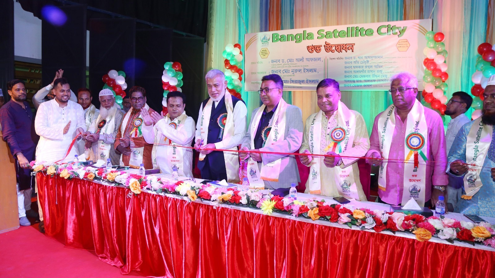 রাজধানীতে বর্ণাঢ্য আয়োজনে বাংলা স্যাটেলাইট সিটির উদ্বোধন