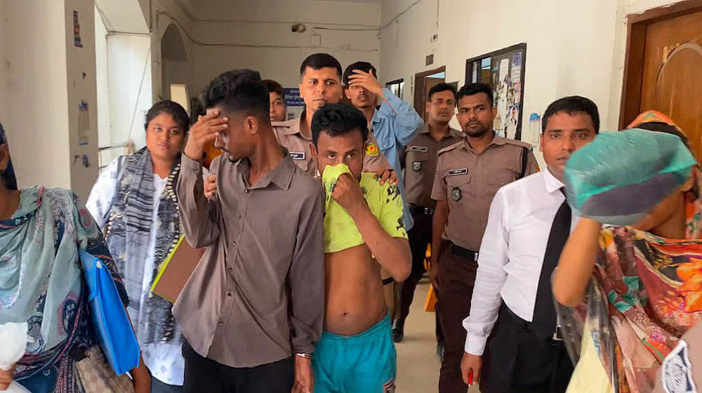 সবুজবাগে তরুণীর খণ্ডিত লাশ উদ্ধার, পাঁচ আসামি রিমান্ডে