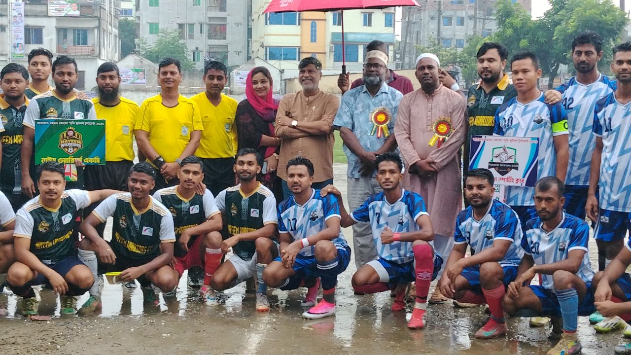 সাভারে আরাফাত রহমান কোকো স্মৃতি ফুটবল আসর-২০২৬ এর জমকালো উদ্বোধন।