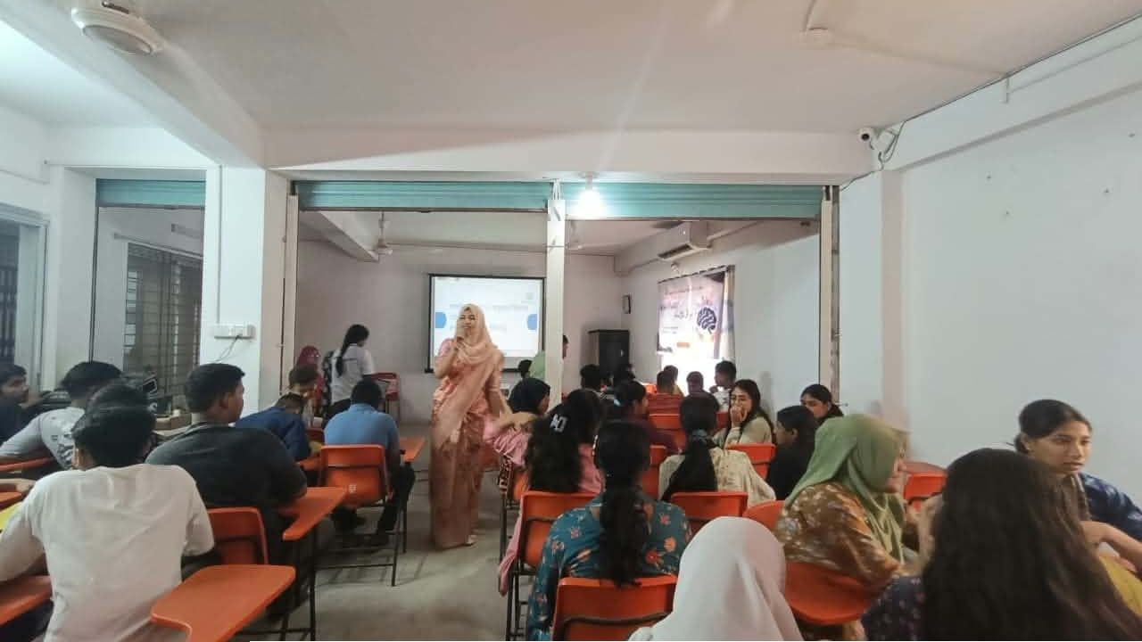 বিশ্ব মানসিক স্বাস্থ্য দিবসে ‘মনের যত্ন সবার আগে’ কর্মশালা অনুষ্ঠিত! 