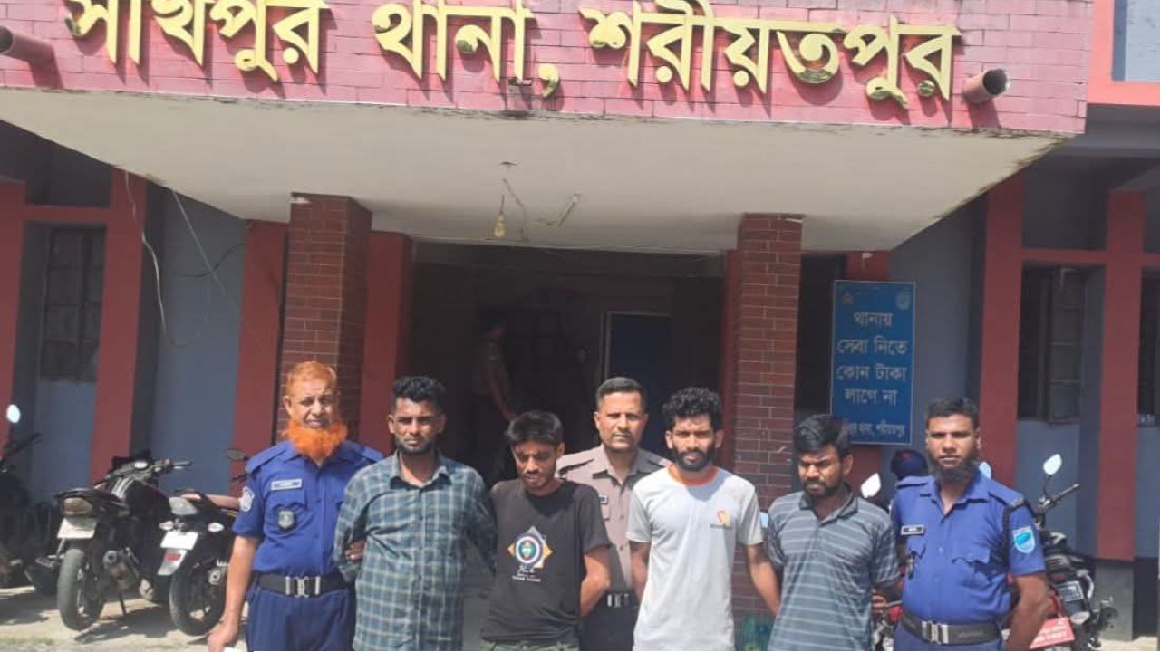 সখিপুরে মাদকবিরোধী অভিযানে ইয়াবা ও গাঁজাসহ আটক ৪ 
